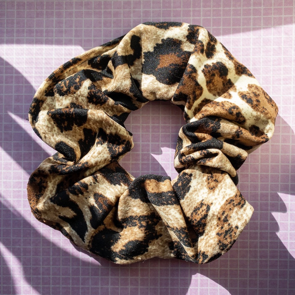 Leopard Jumbo Scrunchie